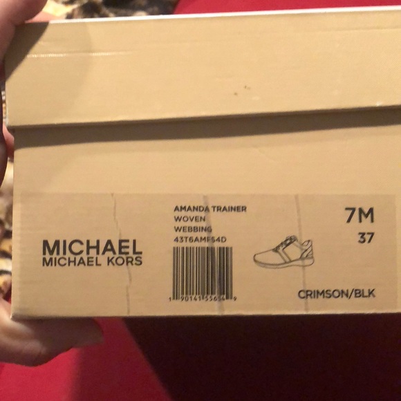 Michael Kors - Picture 7 of 8